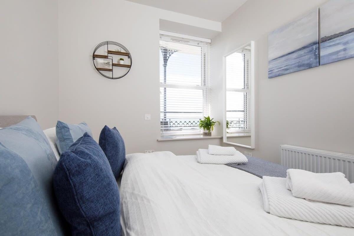 Panoramic Sea Views In Beachfront Apt W Balcony Bognor Regis Exterior foto